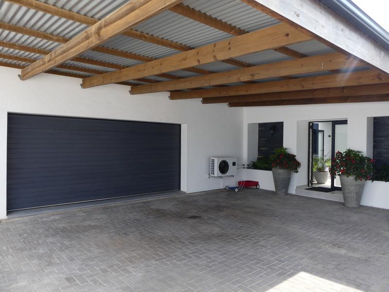 4 Bedroom Property for Sale in Britannia Bay Western Cape